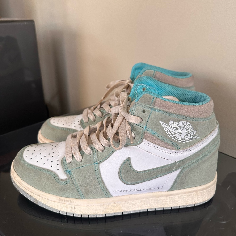 Nike Air Jordan 1 Retro High OG "Turbo Green" size 6.5 women’s